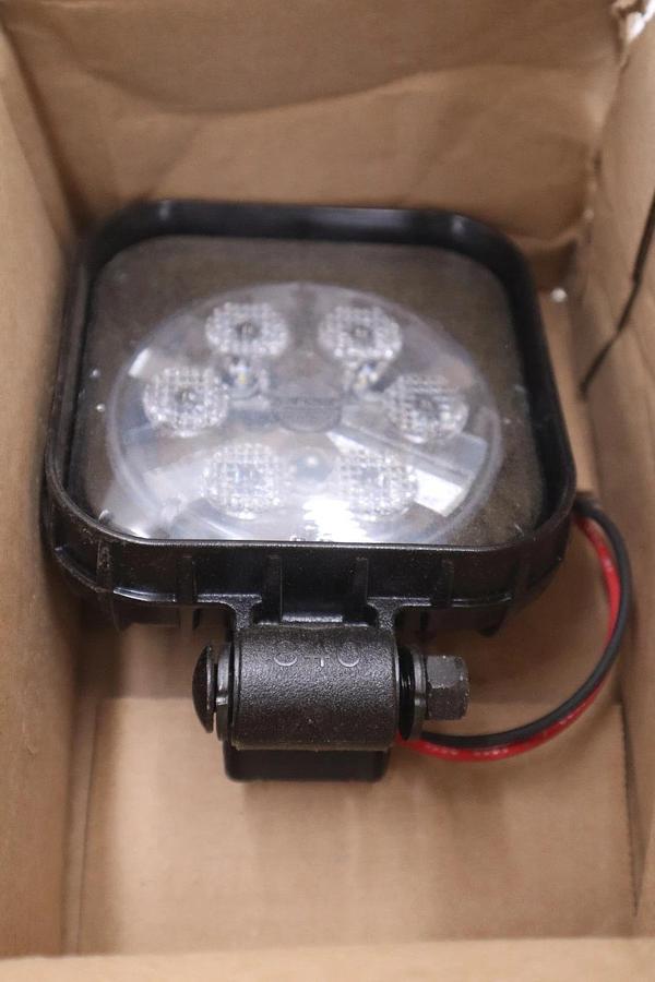 Used J. W. Speaker 840VF-12/48V RH WORKLAMP WIRES 1300311 - STOCK GF254A