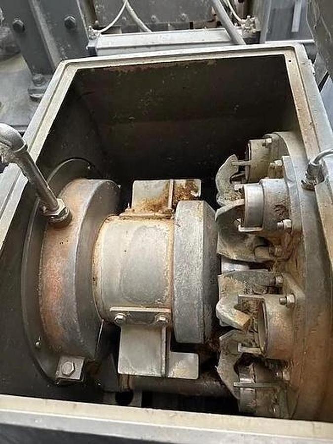 Used VALMET MODEL SP-32 MANUFACTURED 2021 SCREW PRESS