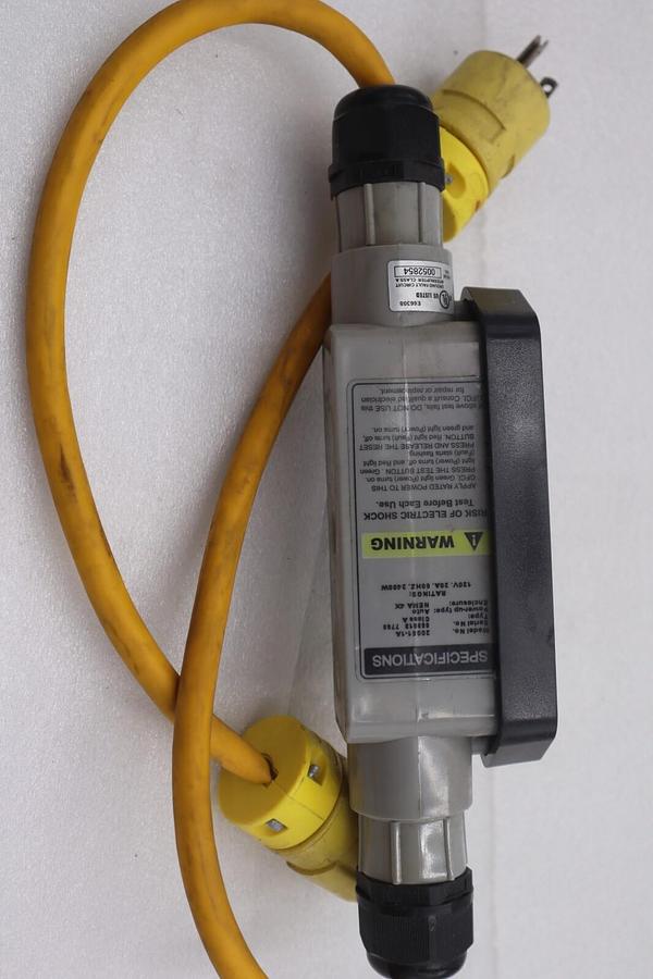 Used Woodhead Ground Fault Circuit Interrupter Class A E66308 New Open Box #K-2178