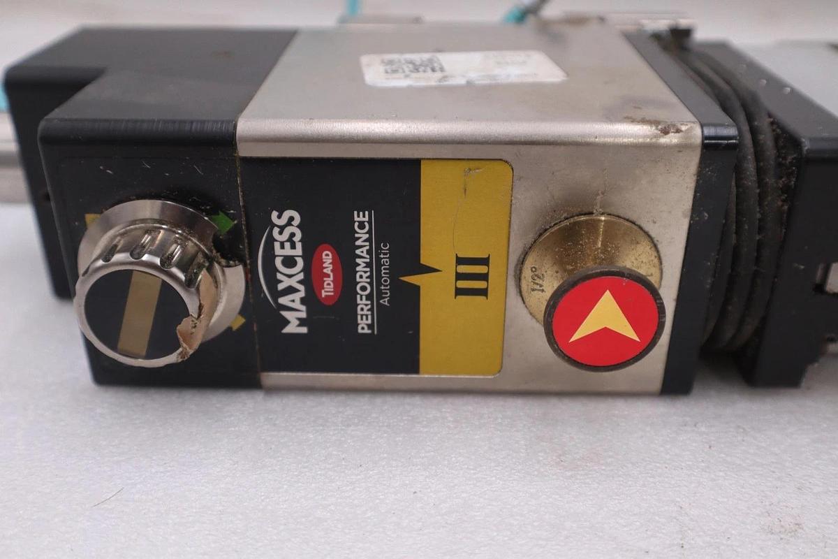 Used Maxcess Tidland III 780573 Automatic Performance Class 3 Knife - STOCK S191A