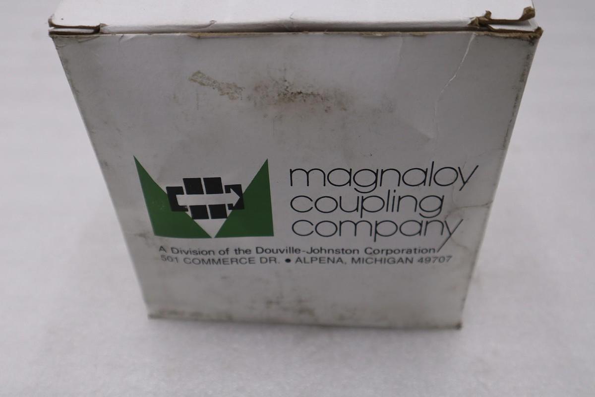 NEW IN BOX - MAGNALOY COUPLING HUB MODEL 500 - STOCK GF678A