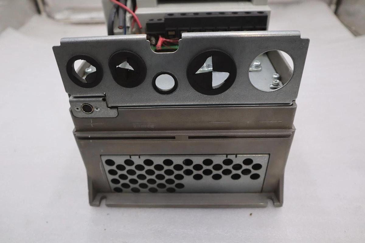 Used 30HP 20BE032A3AYNANC0 PowerFlex 70 Allen Bradley Drive VFD Stock GF599