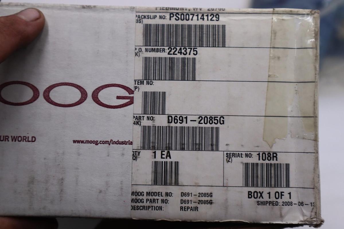 Used MOOG D691-2085G UNMP TYPE 030FBAAAVVS2N STOCK L-294