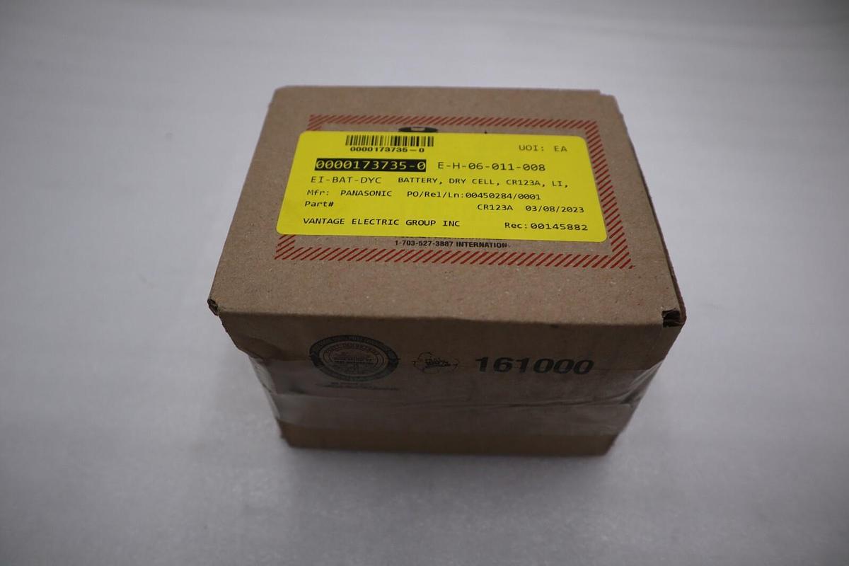 Streamlight 3V CR123A Lithium Batteries (2 Pack) 85175 (BOX OF 12) STOCK G526A