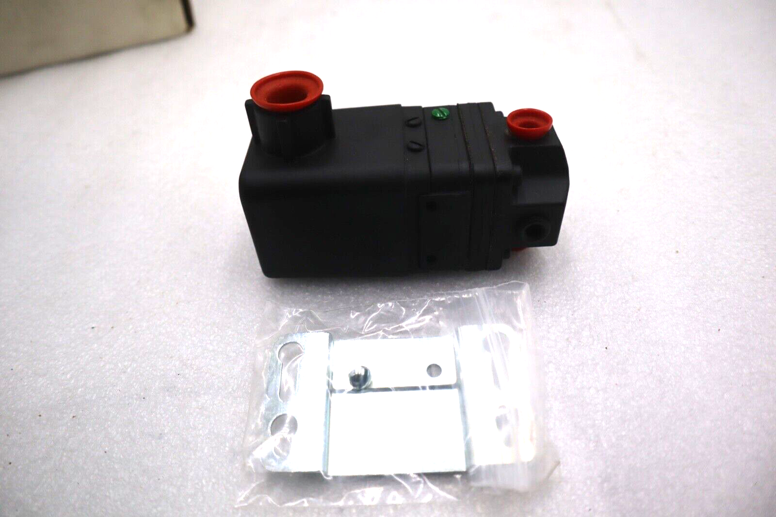 Used DWYER INSTRUMENTS 2343 STOCK #4381