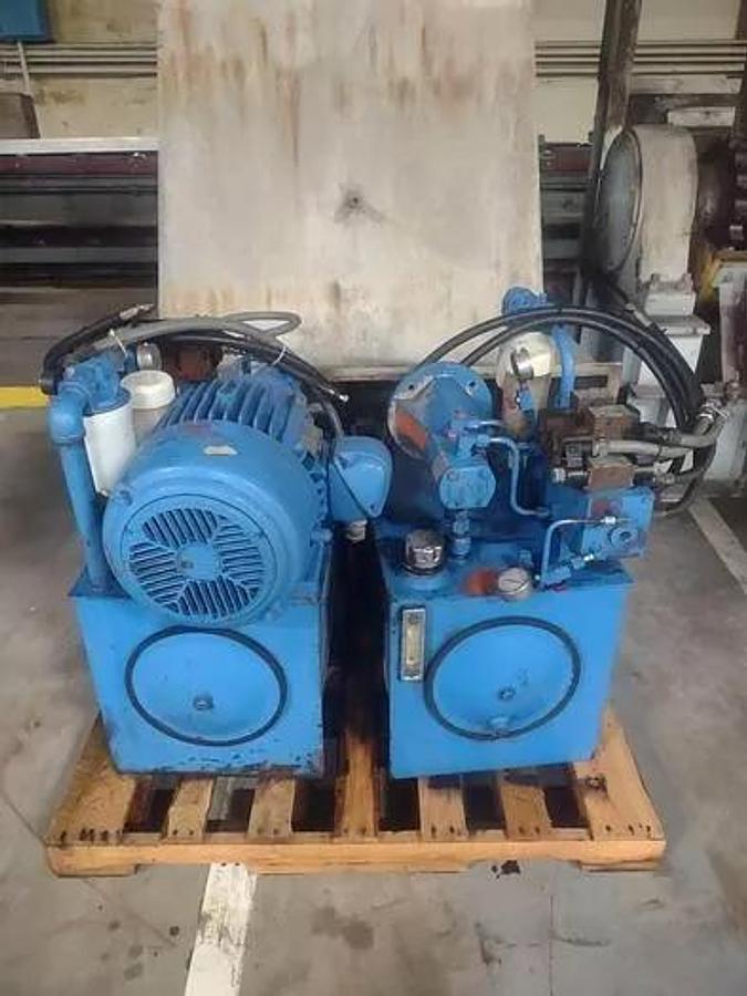 Used NEILSON & HIEBERT TAIL CUTTER WITH HYDRAULIC PACK (TWO AVAILABLE)