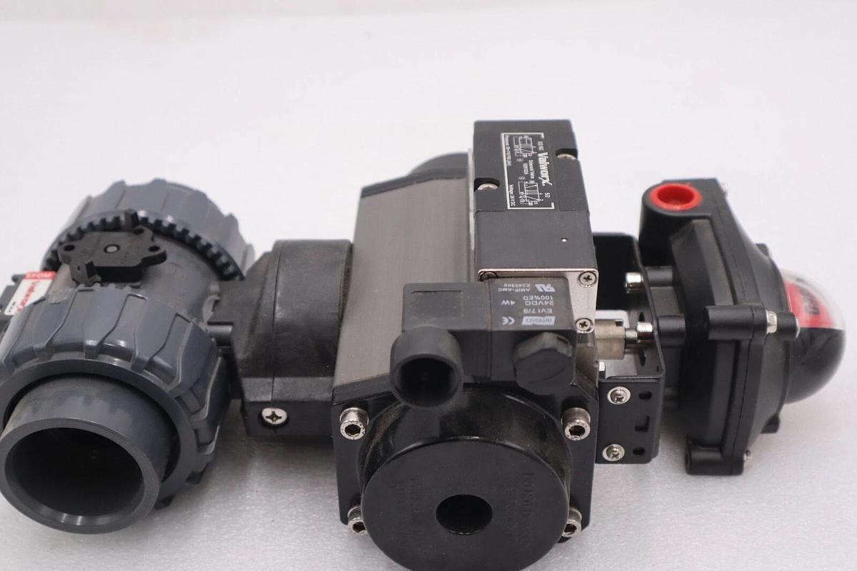 Used VALWORX 530175 AP075 PNEUMATIC ACTUATOR W/ 529102A SOLENOID 529910A VALVE #006-A