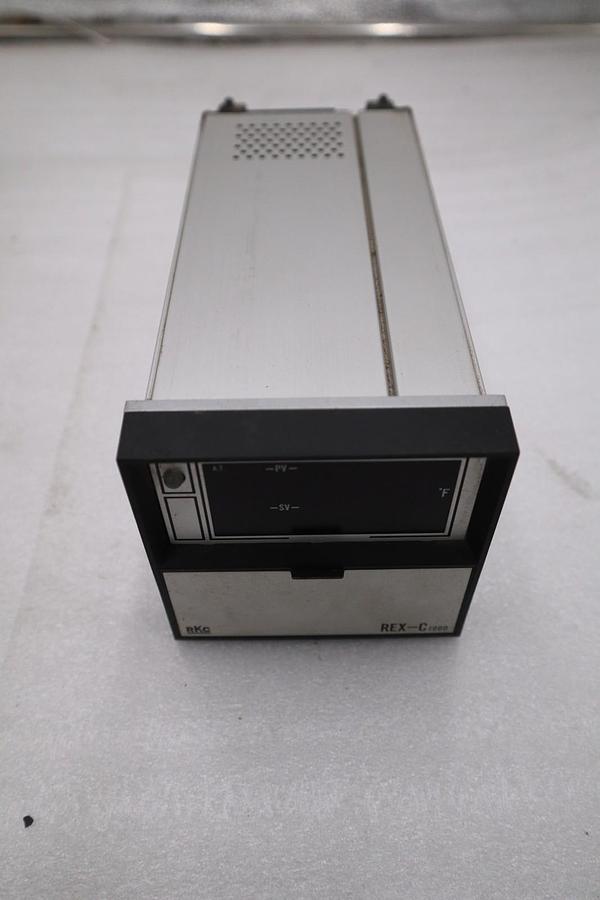 RKC REX-C1000H1C-R TEMPERATURE CONTROLLER PID WITH AUTOTUNE - STOCK GF440