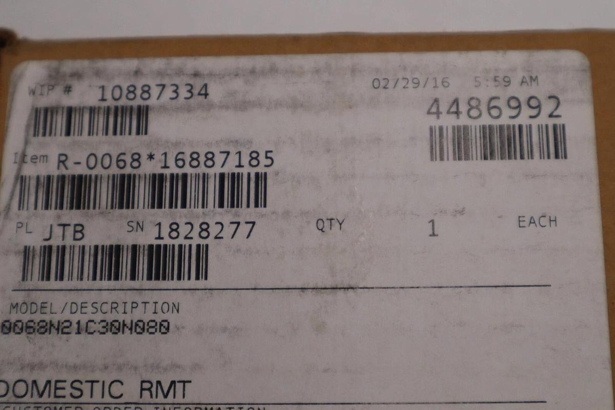 Used NEW IN BOX ROSEMOUNT 0068N21C30N080 TEMPERATURE SENSOR STOCK G55A