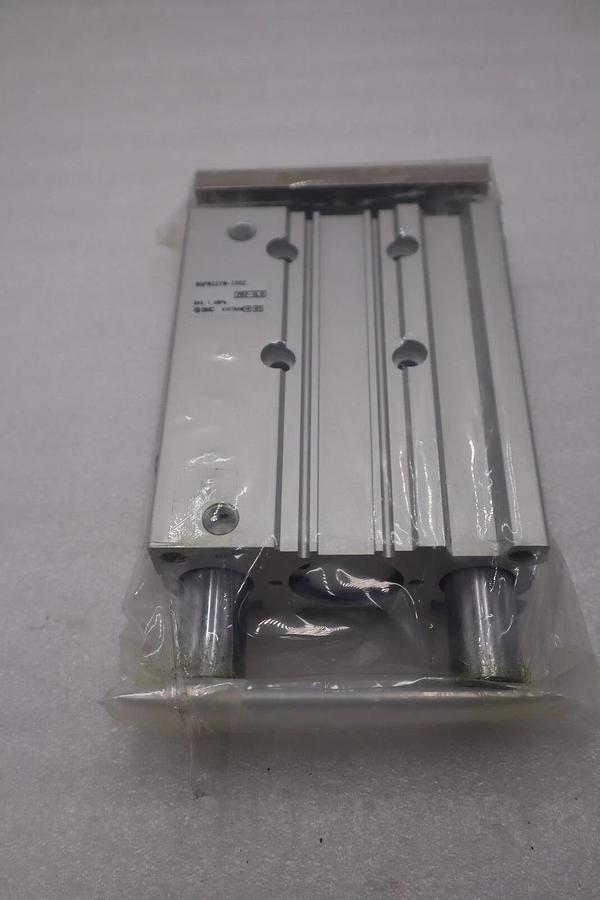 Used NEW IN BOX SMC MGPM32TN-100Z / MGPM32TN100Z STOCK H94
