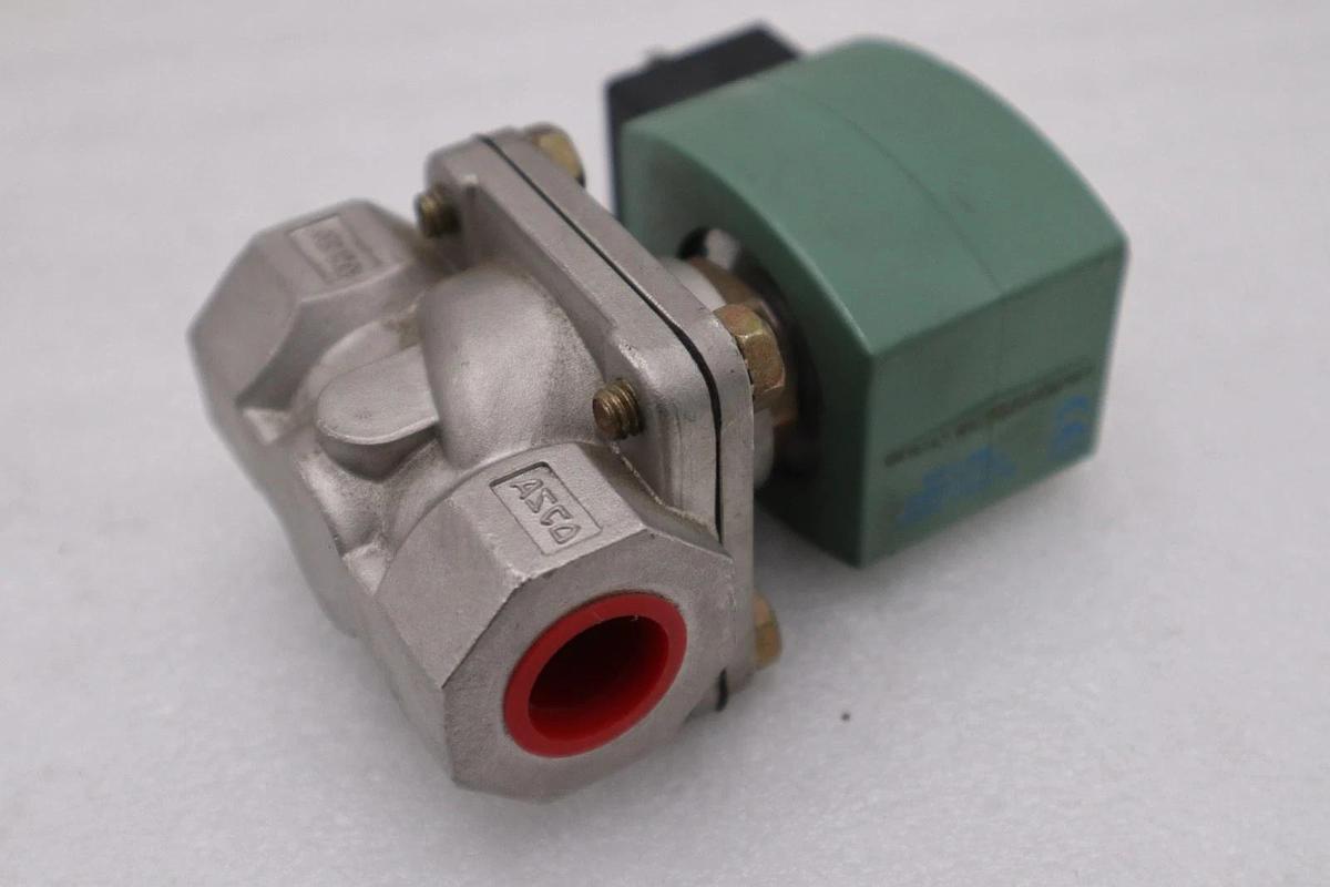 NEW OPEN BOX ASCO RED HAT SOLENOID VALVE SD8210G87 STK L88C