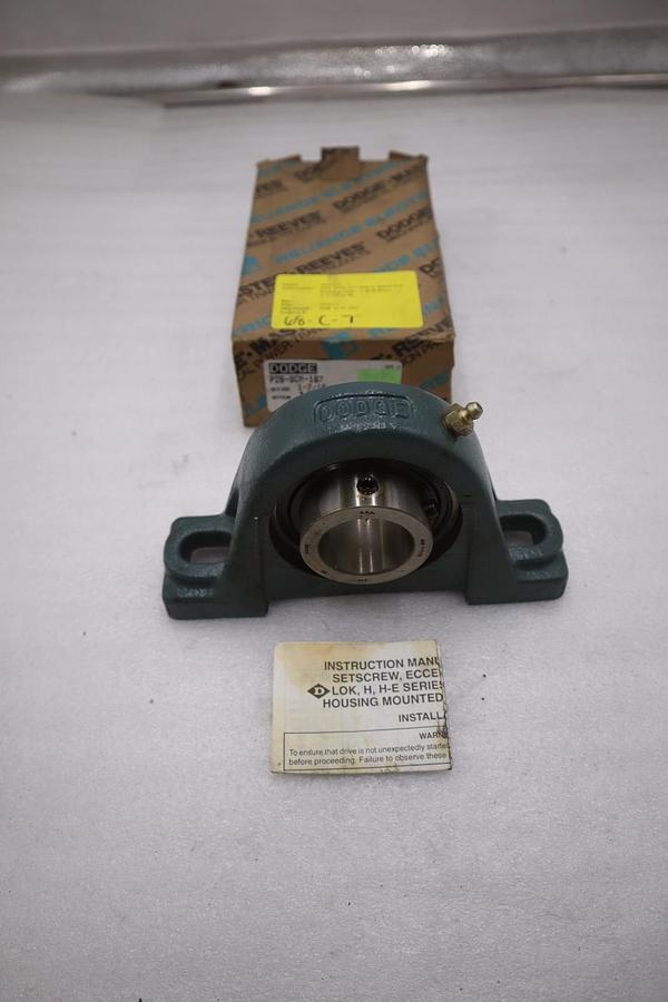 Used DODGE P2B-SCM-107 - 2 Bolt Pillow Block 1-7/16" Bore Insert STK K3240CC