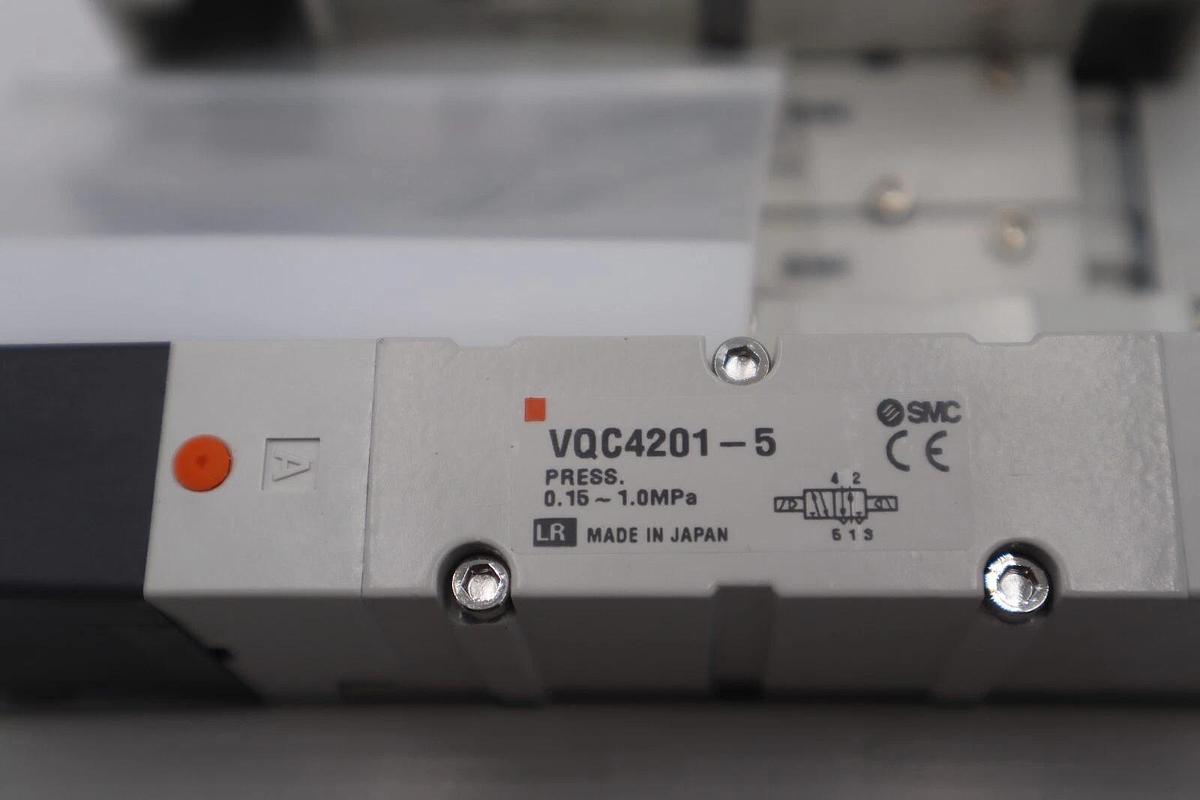 SMC VV5QC4-J1L71A / VV5QC4J1L71A W/COMPONENTS VQC4201-5 / EX250 DEVICENET #S-356