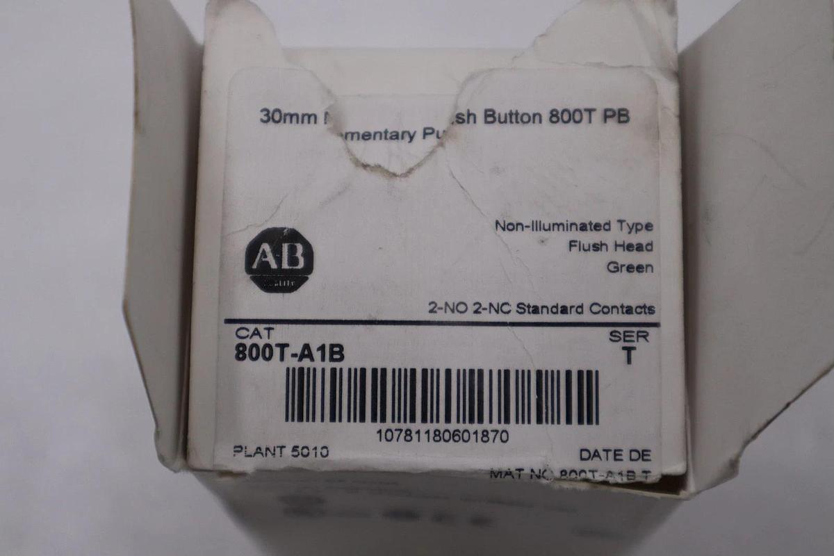Used NEW IN BOX Allen Bradley 800T-A1B Green Push Button STOCK H863A