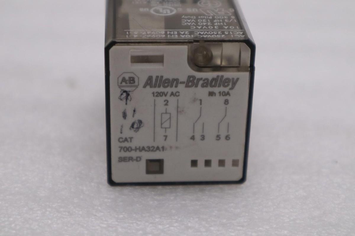 Used LOT OF 2 -- NEW OPEN BOX AB 700-HA32A1 Allen Bradley Relay STK H1526A