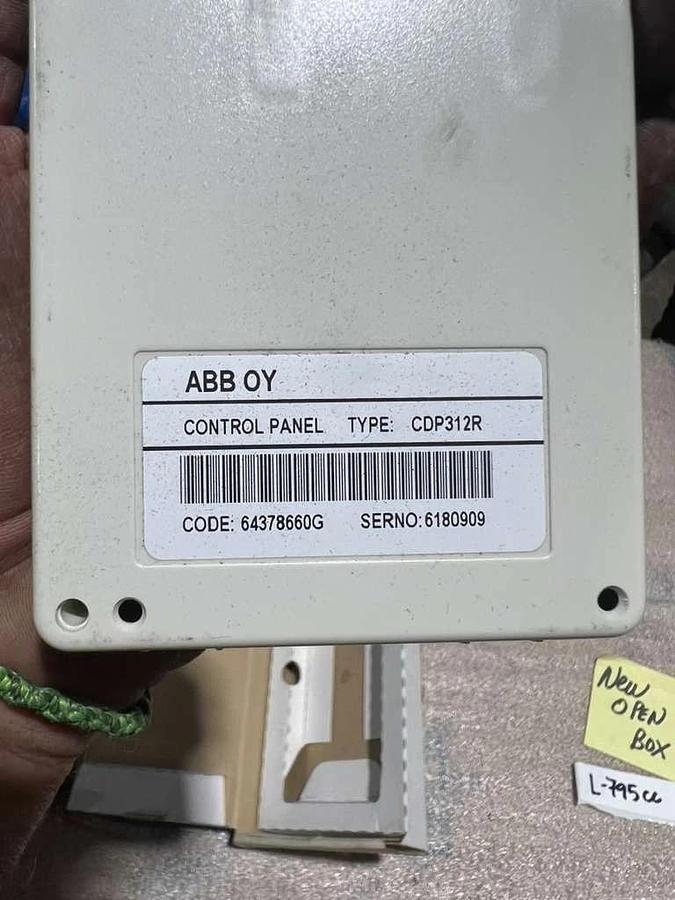 NEW OPEN BOX ABB CDP312R Control Panel HMI Keypad STK L795CC