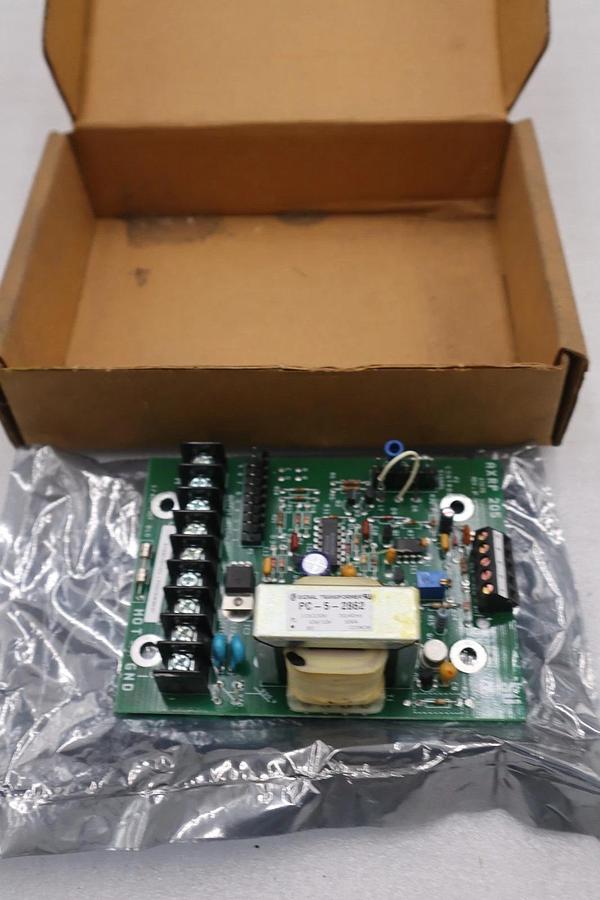 OMRON AXRP205L / AXRP205L - NEW IN BOX - STOCK 5197CC