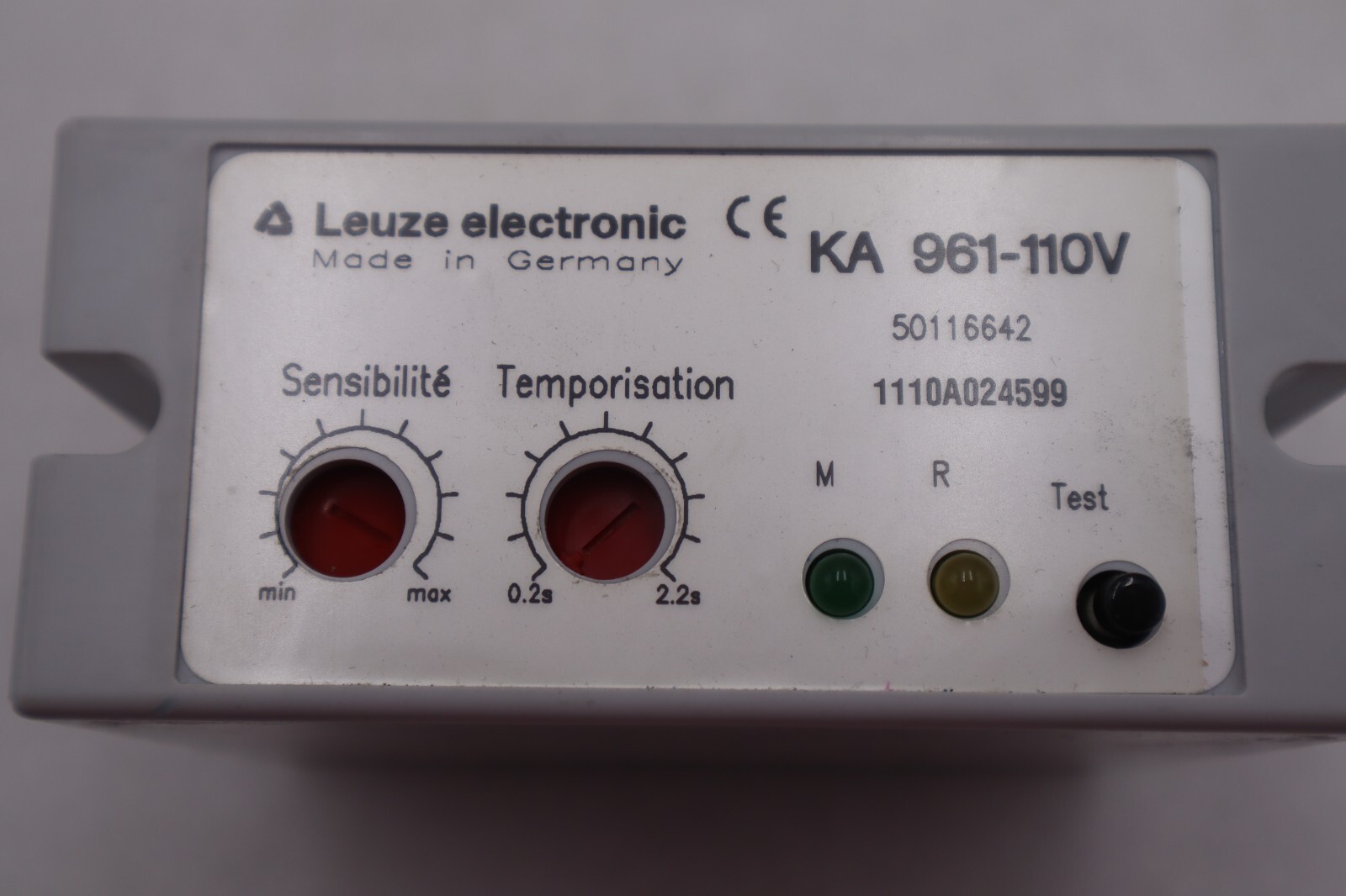 Used Leuze Electronic Amplifier Model No. KA 961-110V 50116642 1110A024599 #K-1751