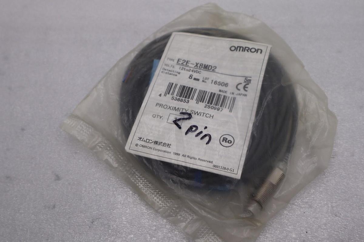 OMRON E2E-X8MD2 PROXIMITY SENSOR 8 MM SENSING DISTANCE UNSHIELDED STOCK B-1627