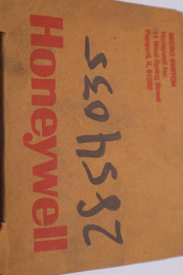 HONEYWELL FE-TRB / FETRB (NEW IN BOX) STOCK 4542