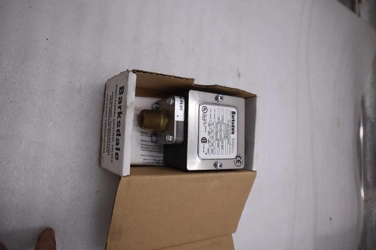 NEW OPEN BOX Barksdale E1H-H90-P6-BR PRESSURE SWITCH STOCK 1884CC