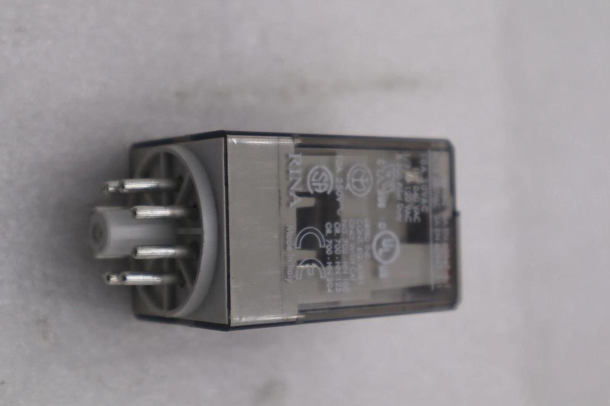 Used ALLEN BRADLEY 700-HA32Z01-4 Series D 700HA32Z014  125 V DC STOCK K-3411