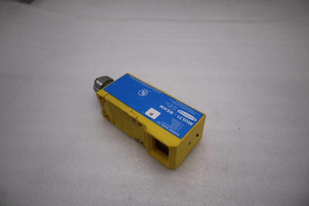Used BANNER Model D1 Multi Beam Scanner Block STOCK H1672A