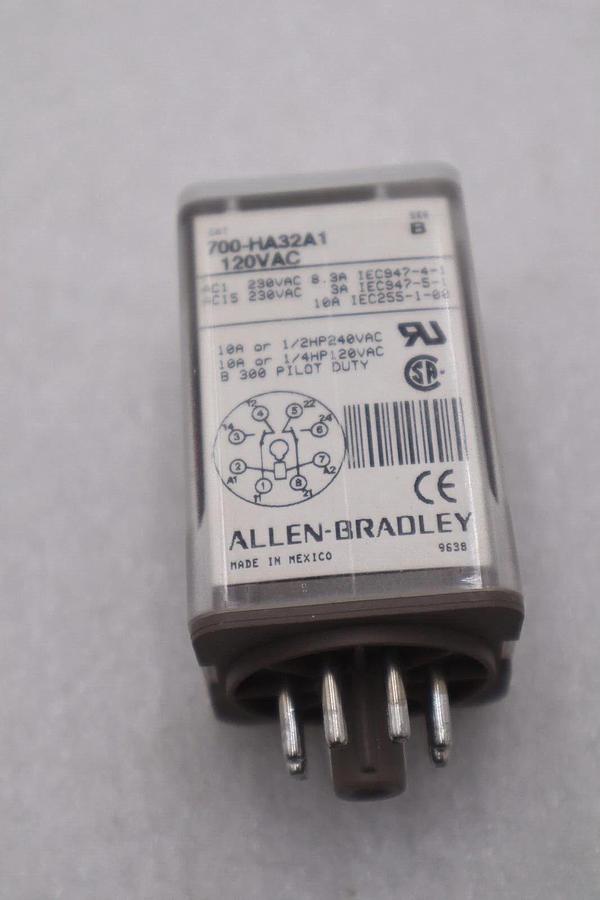 Used Allen Bradley 700-HA32A1  DPDT 120V Relay NEW OPEN BOX STOCK K-3251