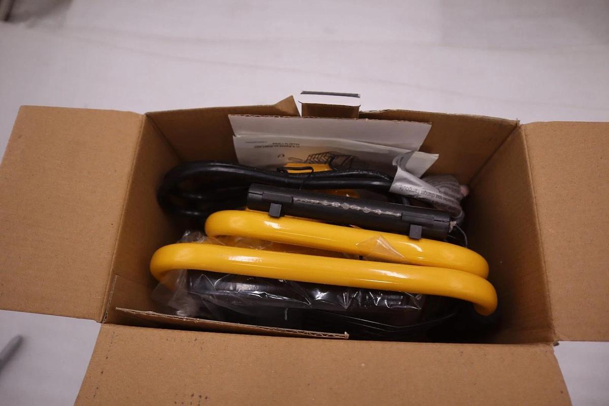 Used Bayco SL-1002 500w Halogen Single Fixture Work Light - NEW IN BOX - STOCK 1707CC