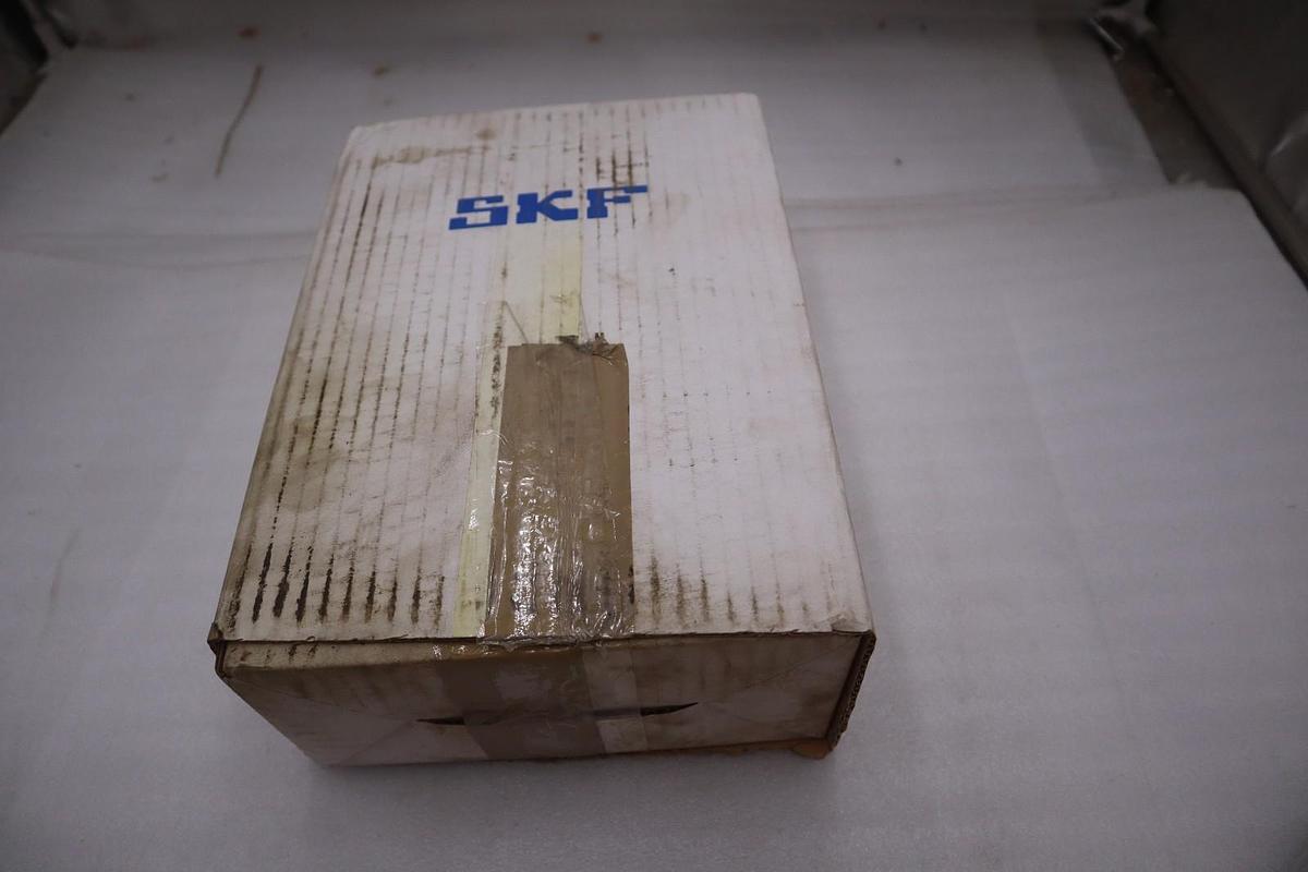 SKF 13129072 SF15A-04-UA-BSC FLOWMETER NEW IN BOX STOCK GF-1031