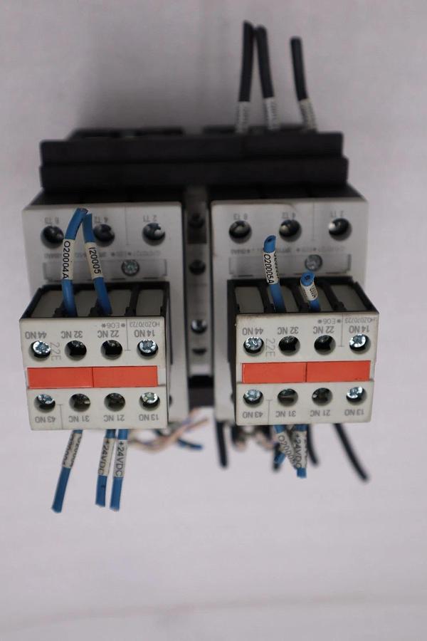 Used LOT OF 2 Siemens 3RH1921-1HA22-3AA1 Auxillary Contact Block STOCK H1850