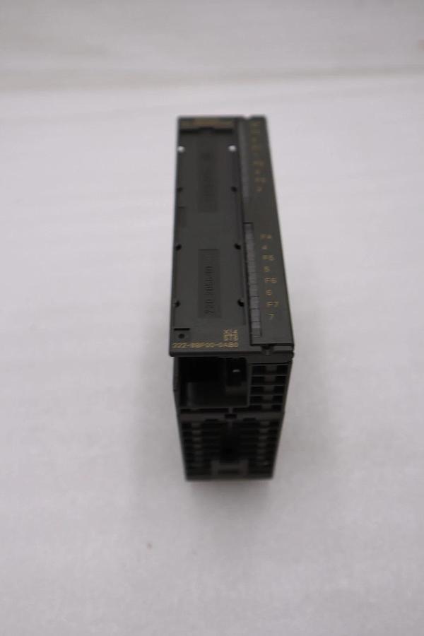 Siemens 6ES7 322-8BF00-0AB0 SIMATIC S7-300 Digital Output Module STOCK H465A