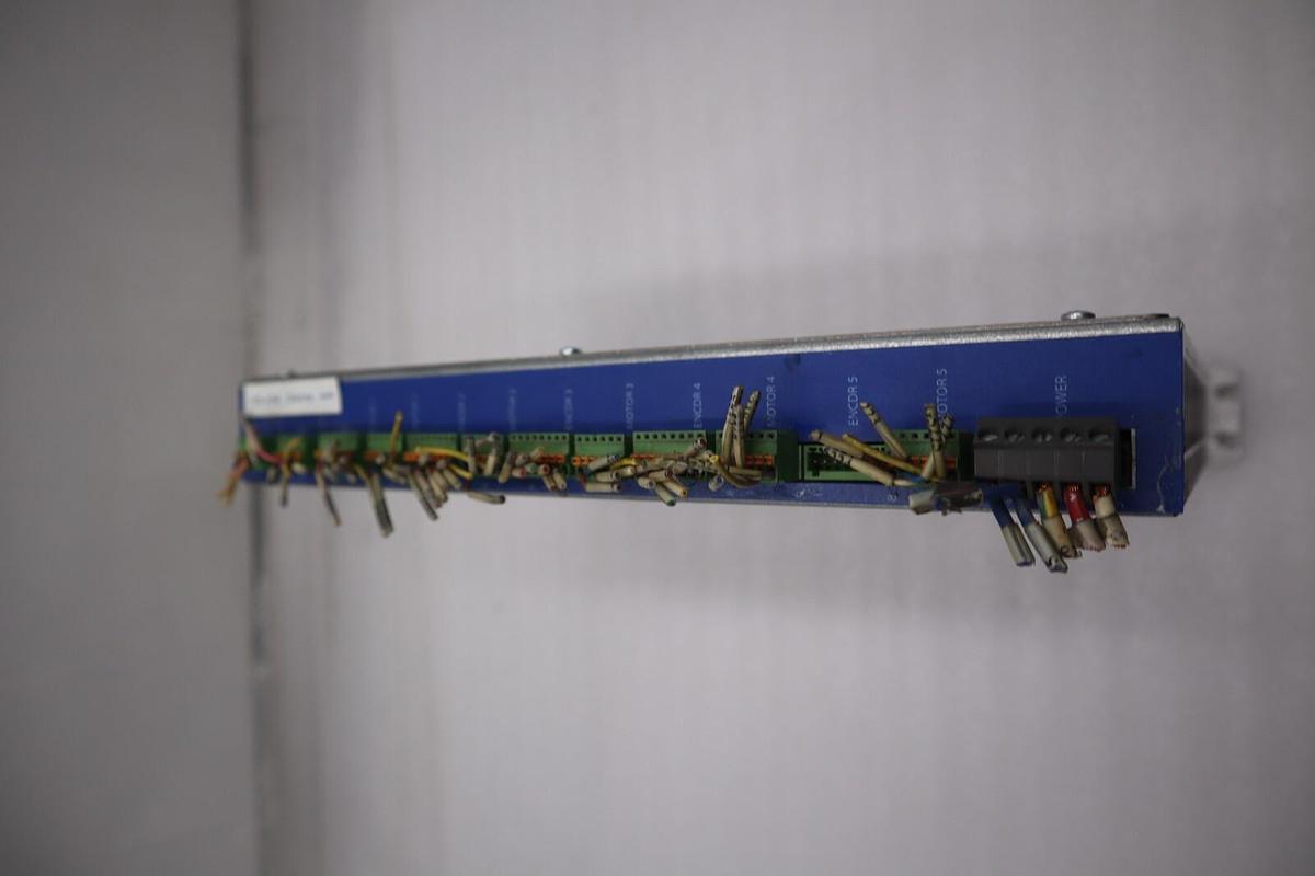 Used G & L MOTION CONTROL M.1302.7612 5-Axis Integrated Stepper 32Vac STOCK 5141A
