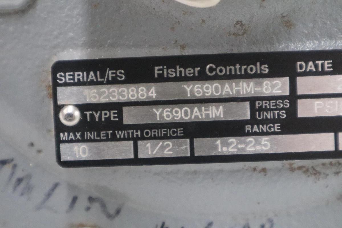Used Fisher Controls Y690AHM-82 Pressure Reducing Regulator TYPE Y690AHM STOCK 5684-A