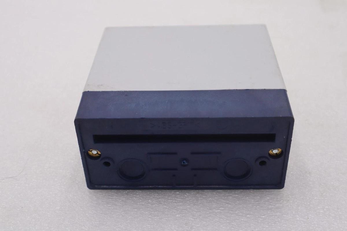 Used Leuze Electronic KA 961-110V Amplifier 50116642 1110A024599 New #K-1775