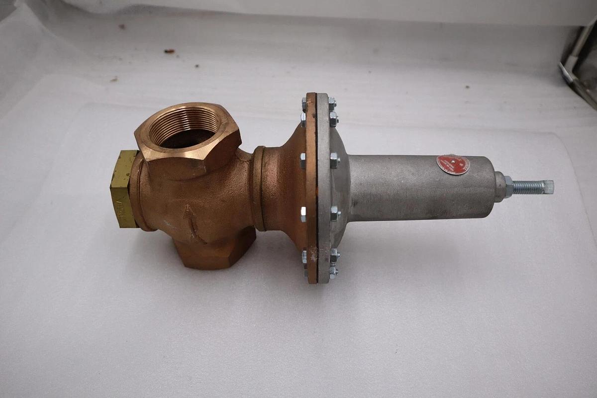 NEW WATSON MCDANIEL TYPE B PRESSURE REDUCING VALVE 40-125 STOCK H745