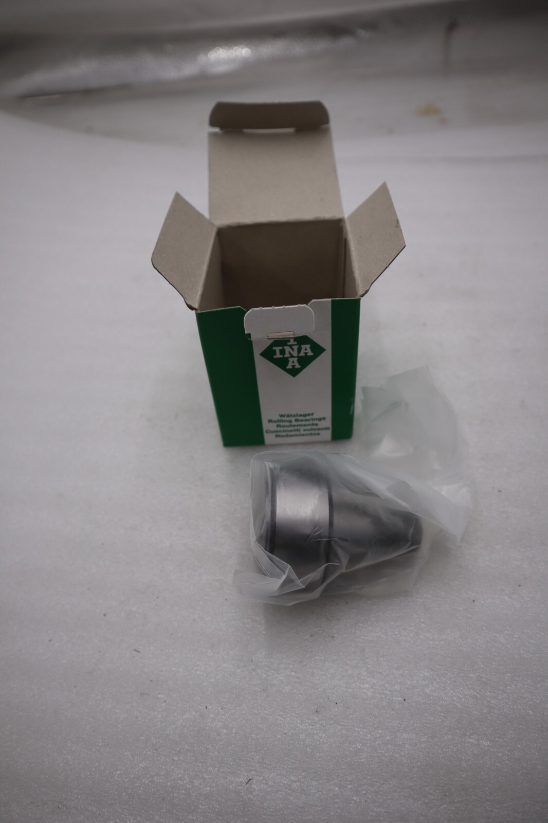 NEW IN BOX SCHAEFFLER GROUP KRVE52-PP-A / KRVE52PPA STOCK H614A