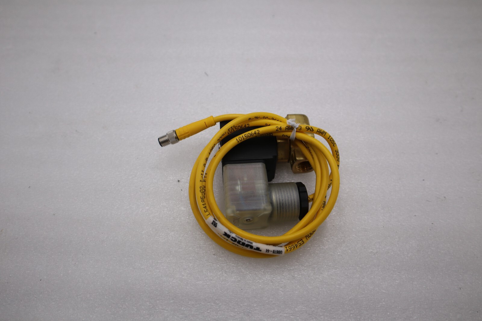 Used NEW SMC VX2130-02N-5DZ1 24V COIL ORIFICE 4.5MM SOLENOID VALVE STOCK K-584-A