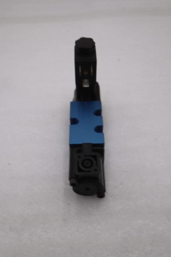 AUTOMATIC VALVE 413B03X19A-AA 120V NEW OPEN BOX STOCK L203CC