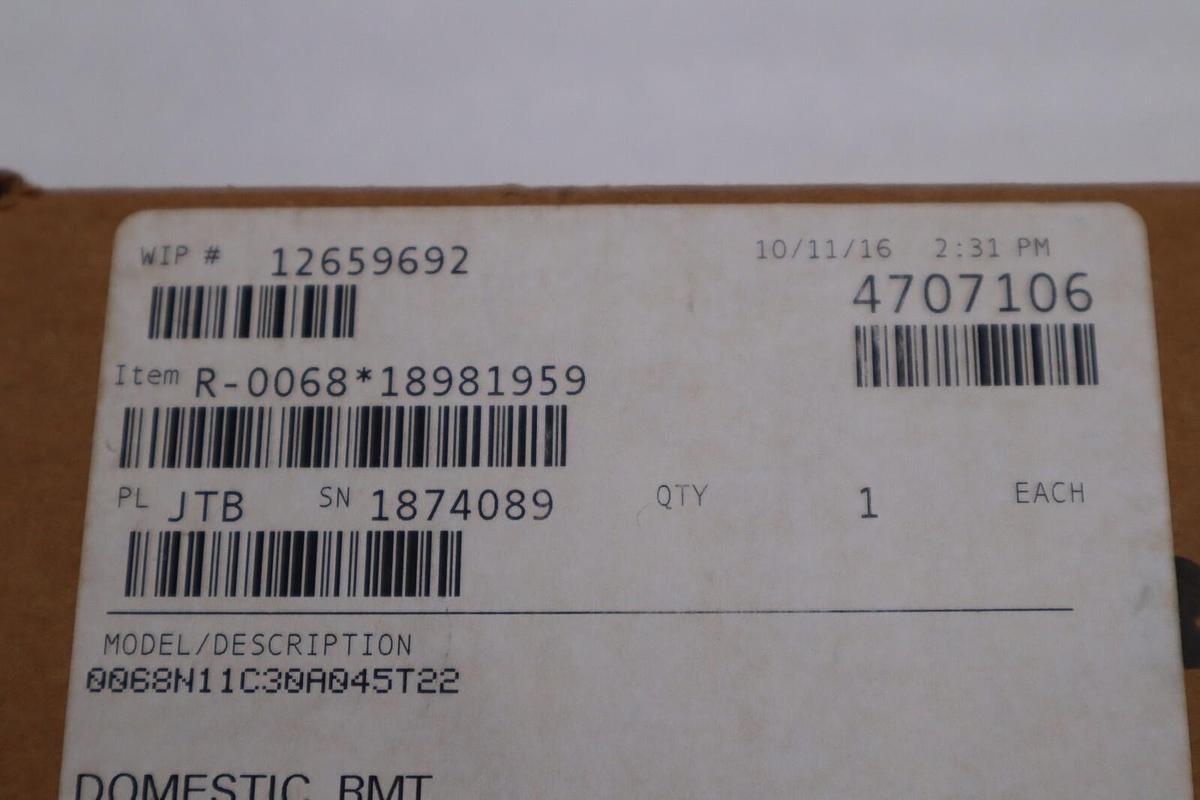 NEW IN BOX ROSEMOUNT 0068N21C30A075T22 TEMPERATURE TRANSMITTER STOCK G516