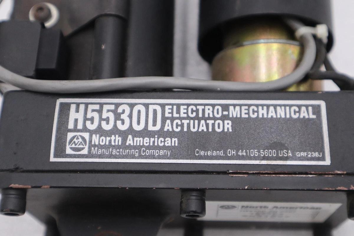 Used NORTH AMERICAN H5530D-2N-0307 SERIAL NO 1253F3 W/ MCG STOCK 1280-A