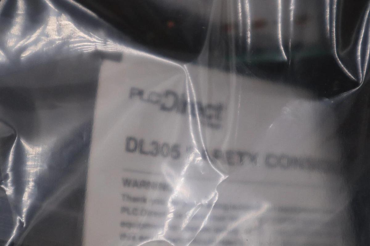 Used Direct Logic DL305 / D3-05BDC NEW PLC DIRECT UNIT IN BOX STOCK SGF-146