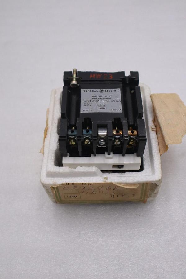 Used General Electric Ge CR120AD03149AA Industrial Relay 28v-dc NEW UNIT STOC G991A