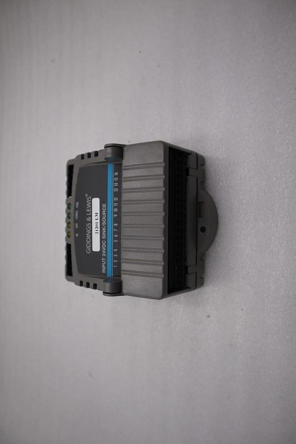 Used Giddings & Lewis M.1300.7372 R1 Input Module 24VDC SINK/SOURCE STOCK 5182A