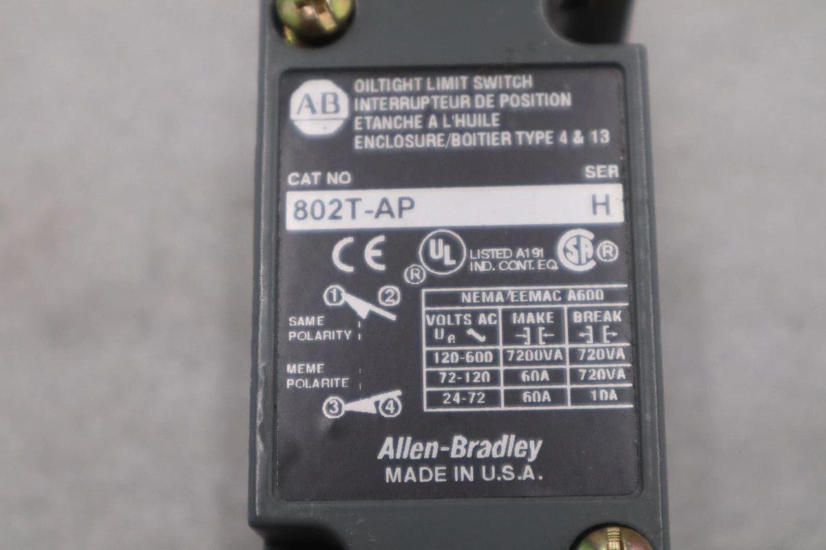 NEW OPEN BOX AB Allen-Bradley 802T-AP Oil Tight Limit Switch 802T-AP STK GF332A