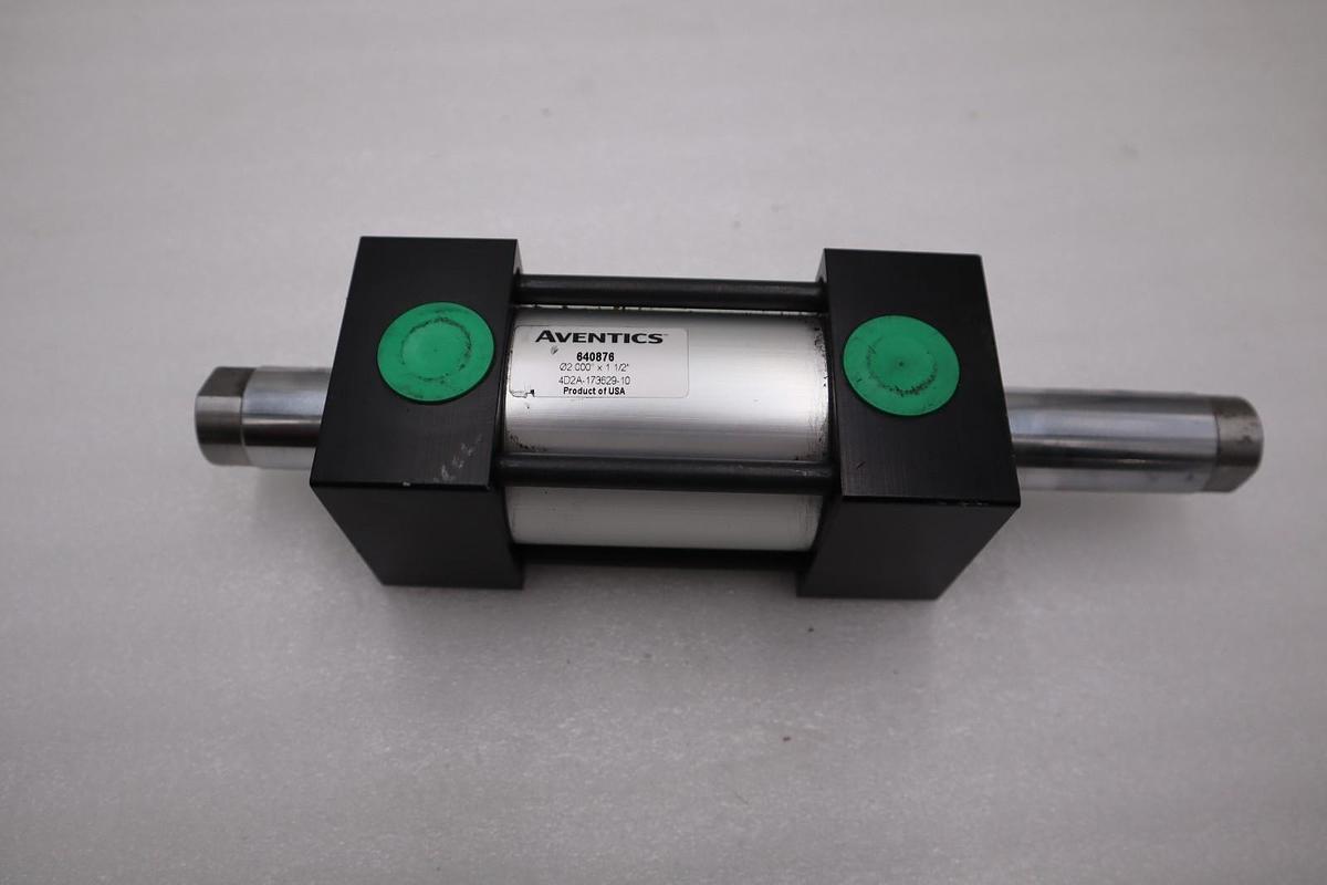 Used Numatics 640876 Pneumatic Cylinder STOCK H1274A