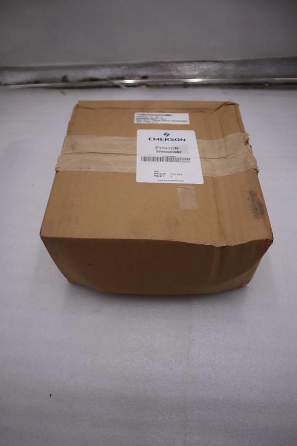 Used EMERSON FISHER 2V9406X00B2 VALVE SEAT RING NEW IN BOX STOCK GF-417