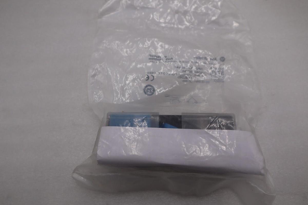 ALLEN BRADLEY 872L-A20E40-R3 SER. A 20-250VAC NEW UNIT STOCK G833A