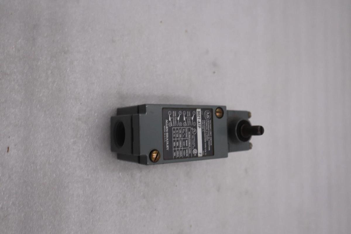 Allen Bradley 802T-ATP Oiltight Limit Switch Series F NEW UNIT STOCK GF-709A