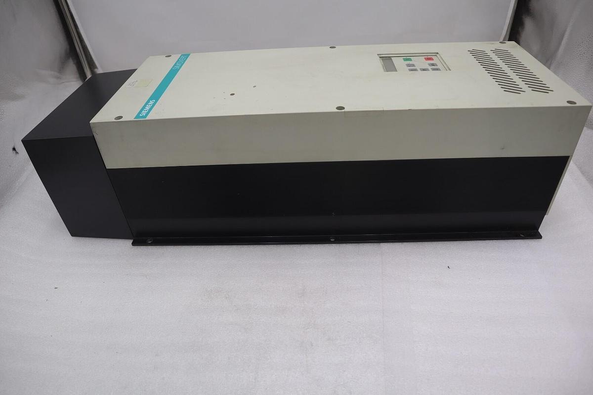 Used SIEMENS 6SE2117-3AA21 / 6SE21173AA21 (NEW) DRIVE AC 15HP 25AMP 300/500V #999-C